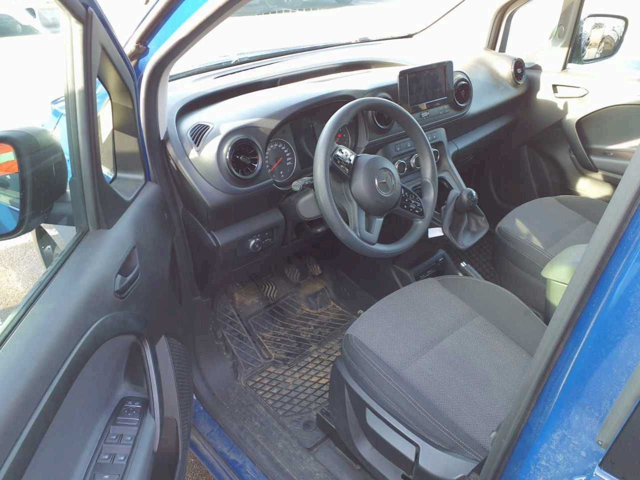 Mercedes-Benz Citan 113 Tourer Klimaautomatik AK Kamera MBUX - Furgoneta de pasajeros: foto 5 Mercedes-Benz Citan 113 Tourer Klimaautomatik AK Kamera MBUX - Furgoneta de pasajeros: foto 5