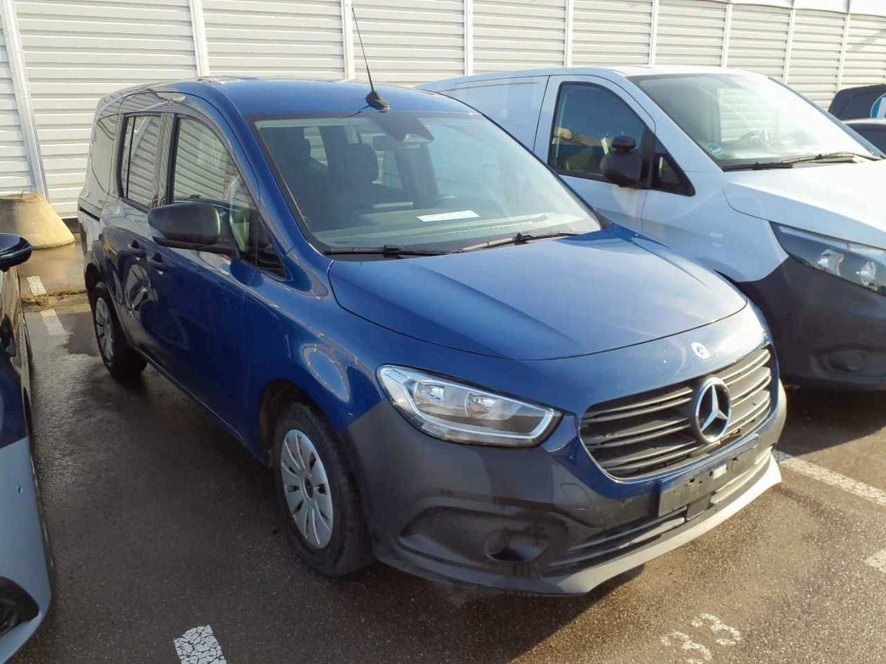 Mercedes-Benz Citan 113 Tourer Klimaautomatik AK Kamera MBUX - Furgoneta de pasajeros: foto 2 Mercedes-Benz Citan 113 Tourer Klimaautomatik AK Kamera MBUX - Furgoneta de pasajeros: foto 2