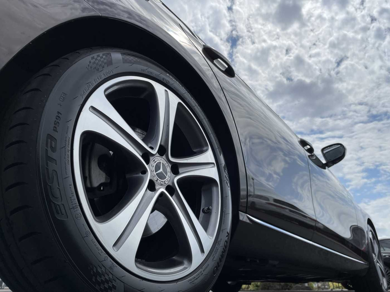 Mercedes-Benz E 220 d T 9G Avantgarde AHK+Memory+ Distr+R-Kame - Coche: foto 5 Mercedes-Benz E 220 d T 9G Avantgarde AHK+Memory+ Distr+R-Kame - Coche: foto 5