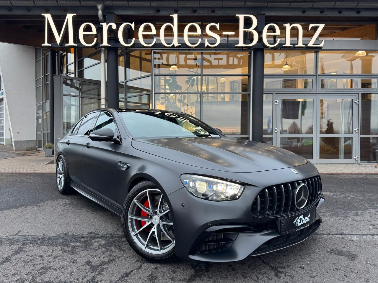 Mercedes-Benz E 63 AMG S FinalEd+Pano+Burm+STH+Memory+HUD - Sedan: foto 1 Mercedes-Benz E 63 AMG S FinalEd+Pano+Burm+STH+Memory+HUD - Sedan: foto 1