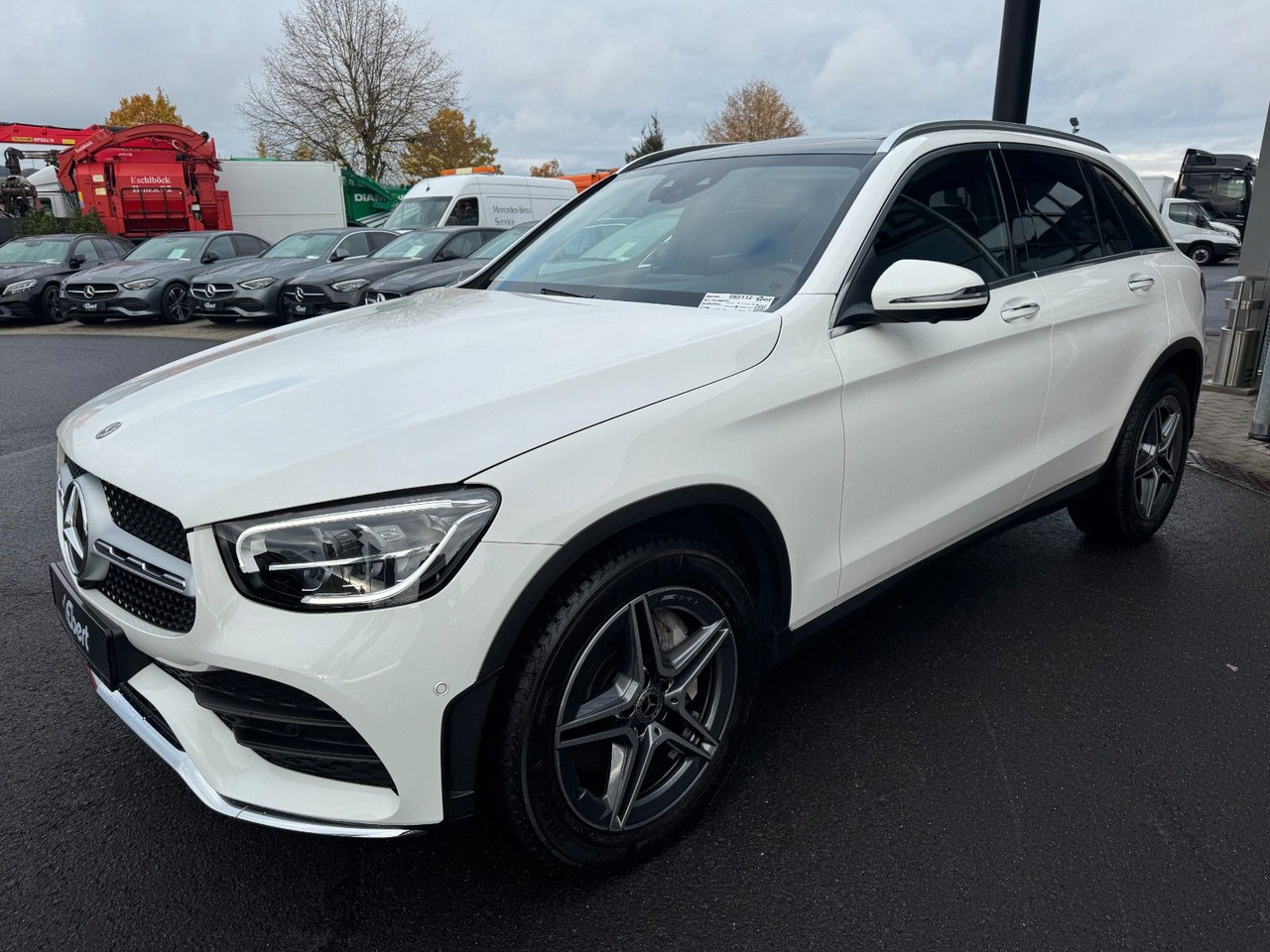 Mercedes-Benz GLC 200 4M AMG+Pano+Distr+StandH+AHK+360+HUD - SUV/ Todoterreno: foto 3 Mercedes-Benz GLC 200 4M AMG+Pano+Distr+StandH+AHK+360+HUD - SUV/ Todoterreno: foto 3