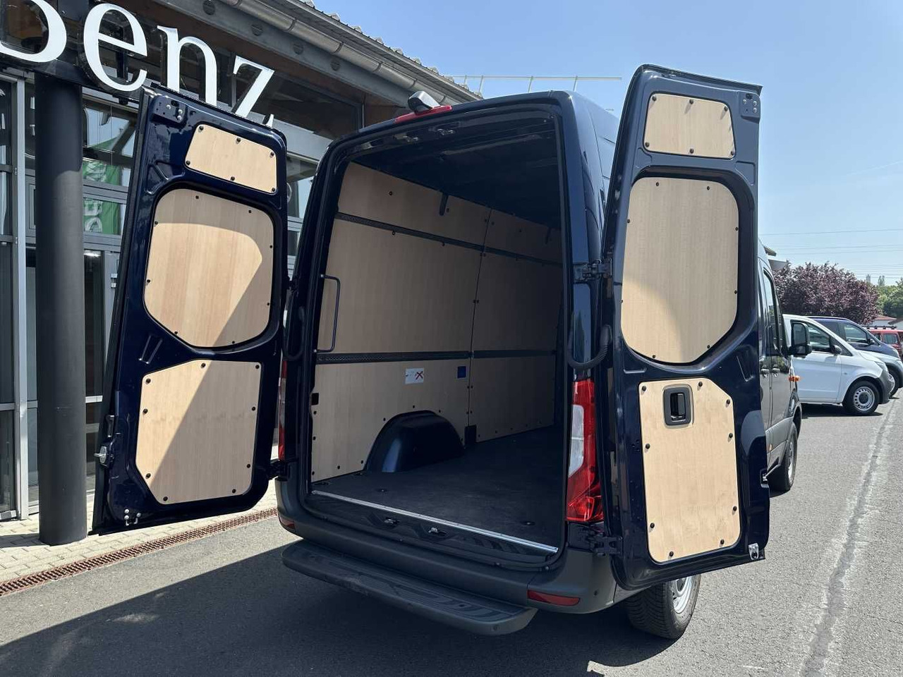 Mercedes-Benz Sprinter 317 CDI 3665 9G Klima Kamera MBUX LED - Furgón: foto 5 Mercedes-Benz Sprinter 317 CDI 3665 9G Klima Kamera MBUX LED - Furgón: foto 5