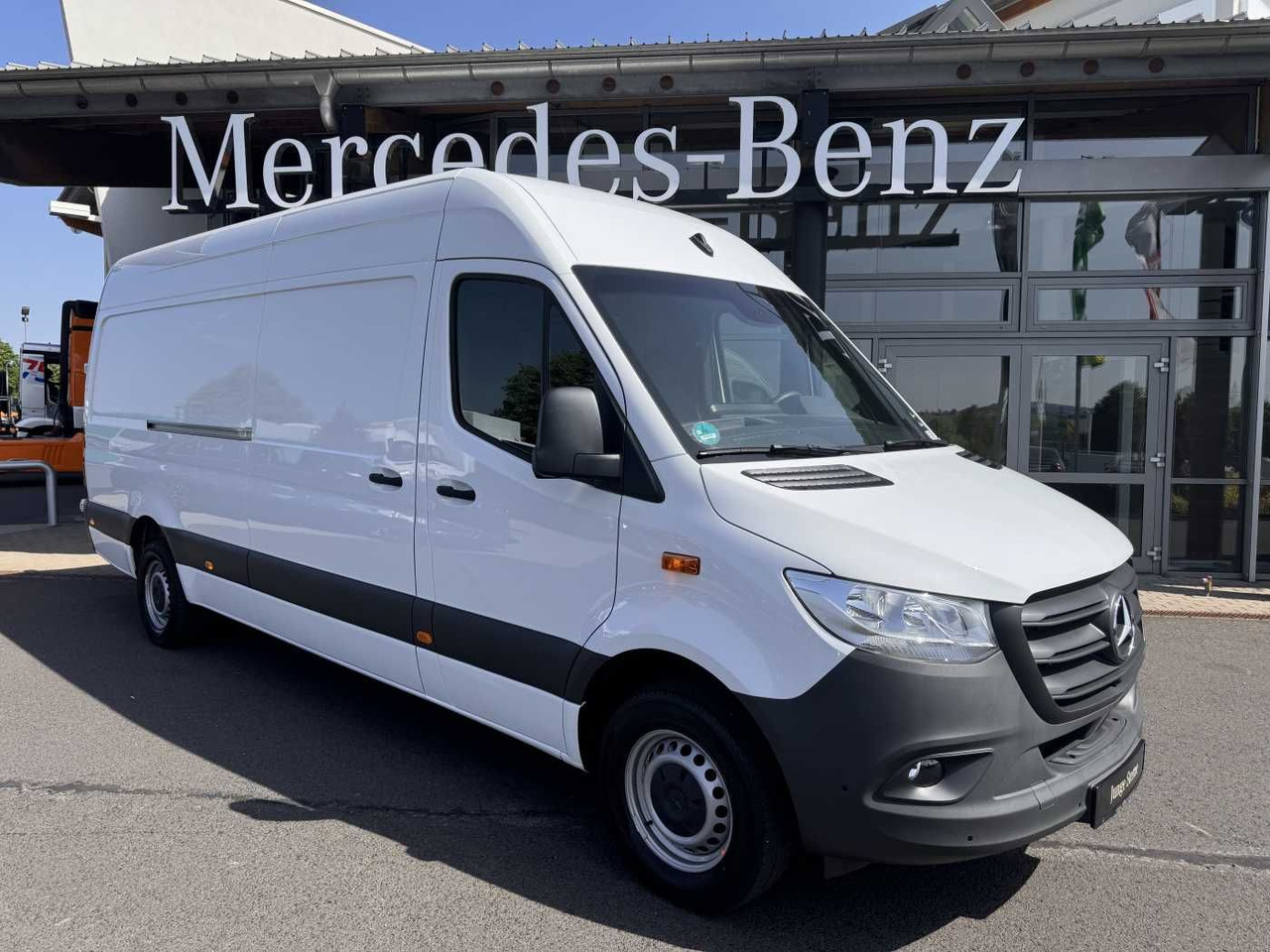 Mercedes-Benz Sprinter 317 CDI 4325 9G AHK3,5 Klima 360 SHZ - Furgón: foto 1 Mercedes-Benz Sprinter 317 CDI 4325 9G AHK3,5 Klima 360 SHZ - Furgón: foto 1