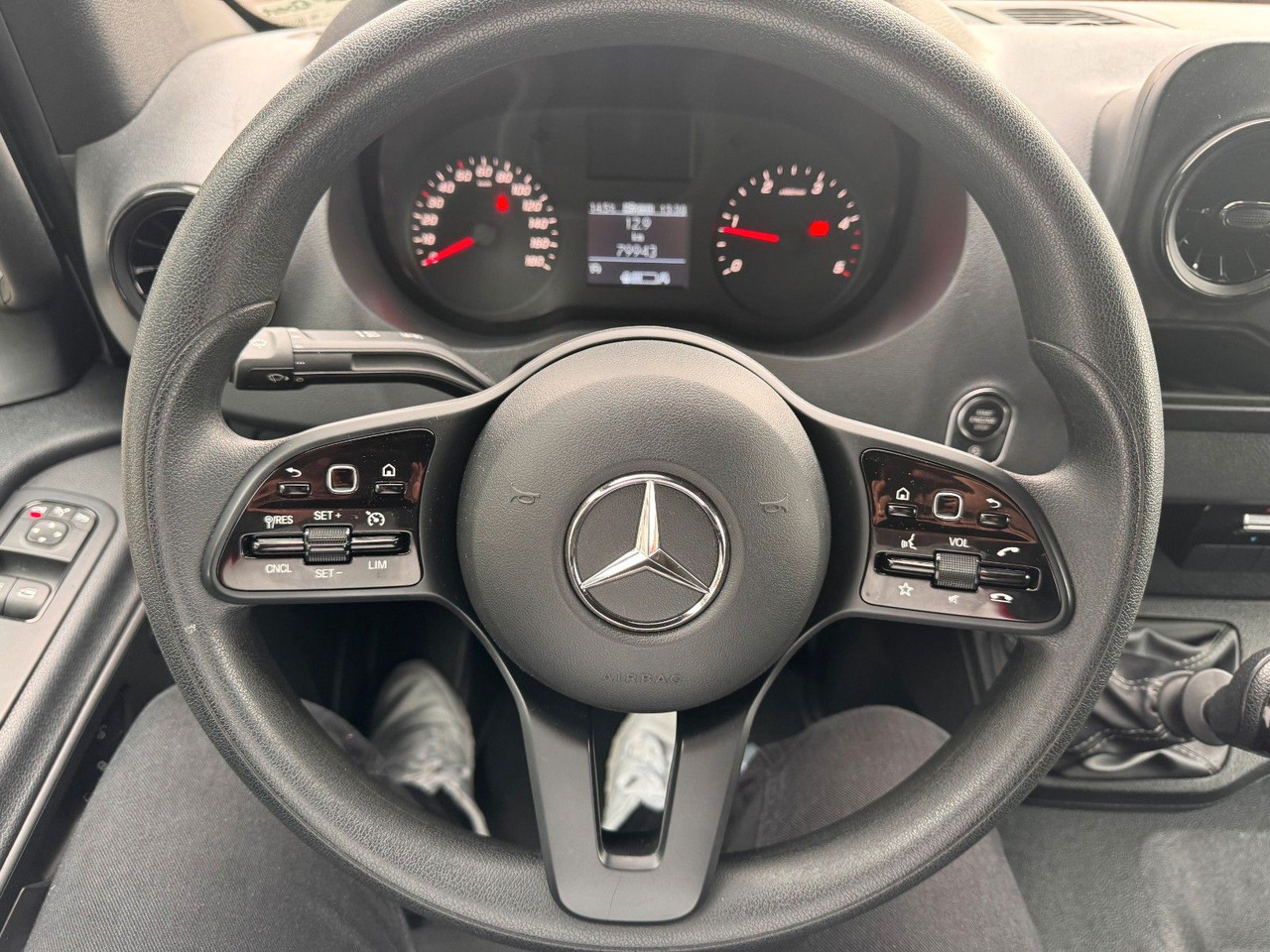 Furgón Mercedes-Benz Sprinter 317 CDI 4325 Klima 360 Schwing SHZ: foto 14 Furgón Mercedes-Benz Sprinter 317 CDI 4325 Klima 360 Schwing SHZ: foto 14