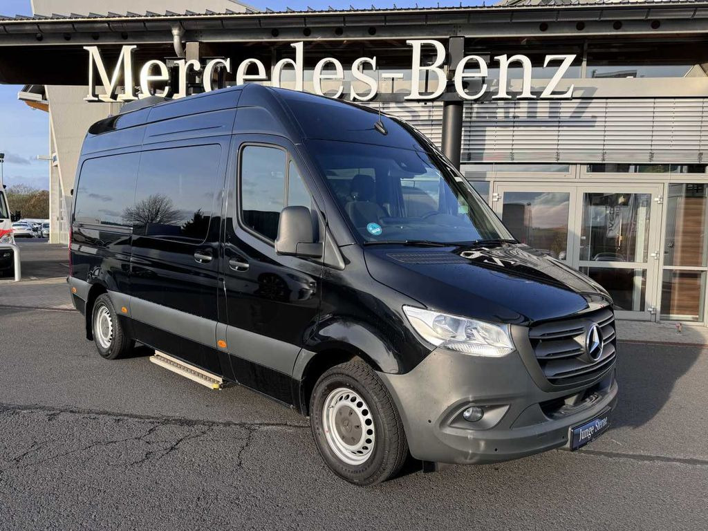 Mercedes-Benz Sprinter 317 CDI Rollstuhl-/Behinderten-Lift AMF - Minibús, Furgoneta de pasajeros: foto 3 Mercedes-Benz Sprinter 317 CDI Rollstuhl-/Behinderten-Lift AMF - Minibús, Furgoneta de pasajeros: foto 3