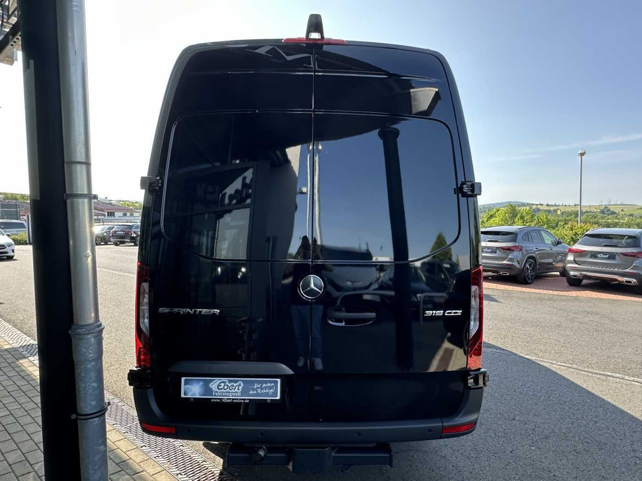 Mercedes-Benz Sprinter 319 CDI 4325 AHK DISTRONIC 360 Klima - Furgón: foto 5 Mercedes-Benz Sprinter 319 CDI 4325 AHK DISTRONIC 360 Klima - Furgón: foto 5