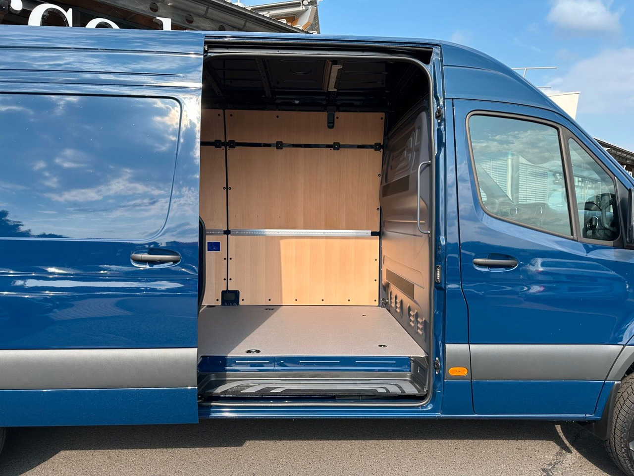 Furgón Mercedes-Benz Sprinter 319 CDI 4x4 4325 Klima LED MBUX Kamera: foto 7