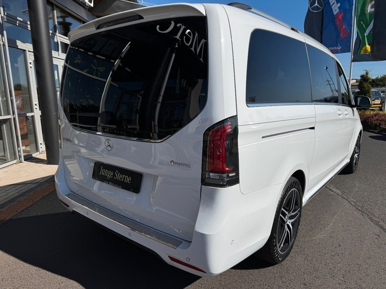 Mercedes-Benz V 300 d 4MATIC EXCLUSIVE AMG Tische AHK2,5to - Coche familiar: foto 4 Mercedes-Benz V 300 d 4MATIC EXCLUSIVE AMG Tische AHK2,5to - Coche familiar: foto 4