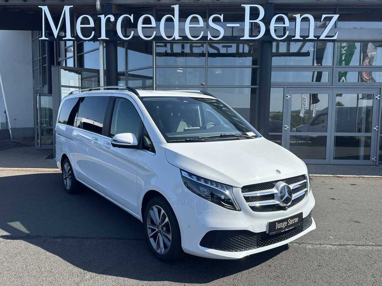 Mercedes-Benz V 300 d AVA ED 6Sitze Burmester 360Kamera el Tür - Coche: foto 1 Mercedes-Benz V 300 d AVA ED 6Sitze Burmester 360Kamera el Tür - Coche: foto 1