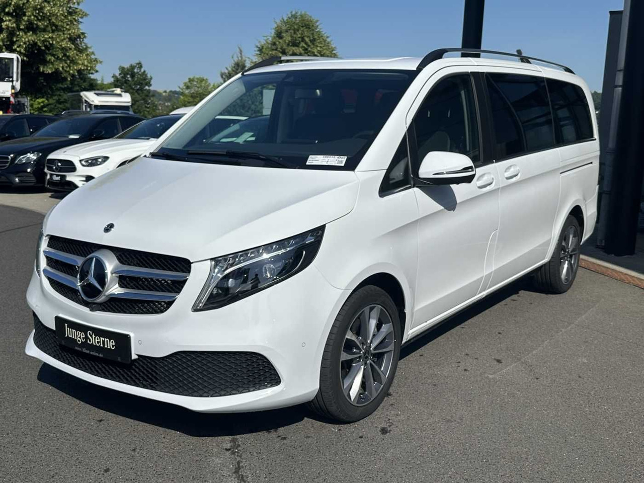 Mercedes-Benz V 300 d AVA ED 6Sitze Burmester 360Kamera el Tür - Furgoneta de pasajeros: foto 3 Mercedes-Benz V 300 d AVA ED 6Sitze Burmester 360Kamera el Tür - Furgoneta de pasajeros: foto 3