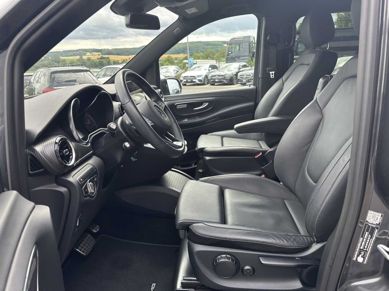 Coche familiar Mercedes-Benz V 300 d EDITION AMG AHK Tisch Leder ILS 7Sitze: foto 10