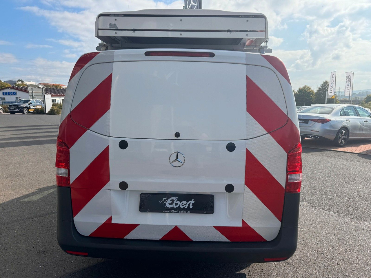 Mercedes-Benz Vito 111 CDI Tourer Begleitfahrzeug BF3+ / WVZ - Furgoneta pequeña: foto 5 Mercedes-Benz Vito 111 CDI Tourer Begleitfahrzeug BF3+ / WVZ - Furgoneta pequeña: foto 5