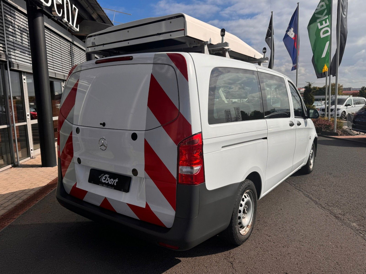 Mercedes-Benz Vito 111 CDI Tourer Begleitfahrzeug BF3+ / WVZ - Furgoneta pequeña: foto 4 Mercedes-Benz Vito 111 CDI Tourer Begleitfahrzeug BF3+ / WVZ - Furgoneta pequeña: foto 4