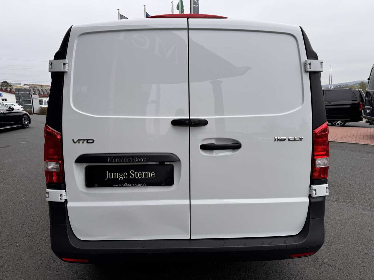 Mercedes-Benz Vito 116 CDI Extralang Klima Kamera Audio40 SHZ - Furgoneta pequeña: foto 5 Mercedes-Benz Vito 116 CDI Extralang Klima Kamera Audio40 SHZ - Furgoneta pequeña: foto 5