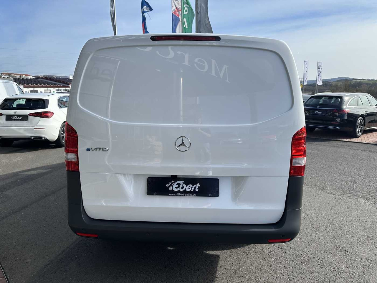 Mercedes-Benz eVito 112 Klima Kamera Audio 30 Sitzheiz Tempom. - Furgoneta pequeña, Furgoneta eléctrica: foto 5 Mercedes-Benz eVito 112 Klima Kamera Audio 30 Sitzheiz Tempom. - Furgoneta pequeña, Furgoneta eléctrica: foto 5