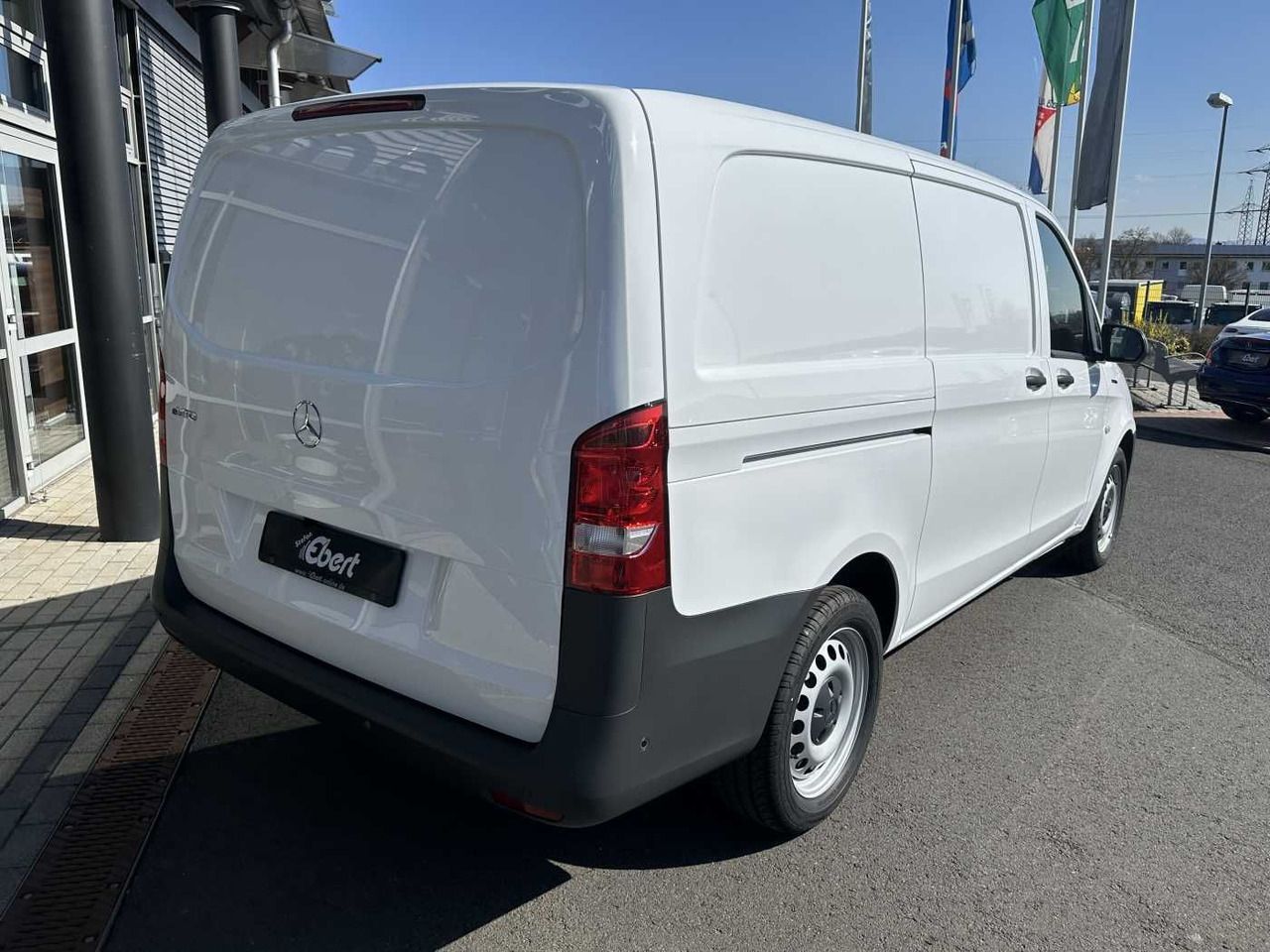 Mercedes-Benz eVito 112 Klima Kamera Audio 30 Sitzheiz Tempom. - Furgoneta pequeña, Furgoneta eléctrica: foto 4 Mercedes-Benz eVito 112 Klima Kamera Audio 30 Sitzheiz Tempom. - Furgoneta pequeña, Furgoneta eléctrica: foto 4