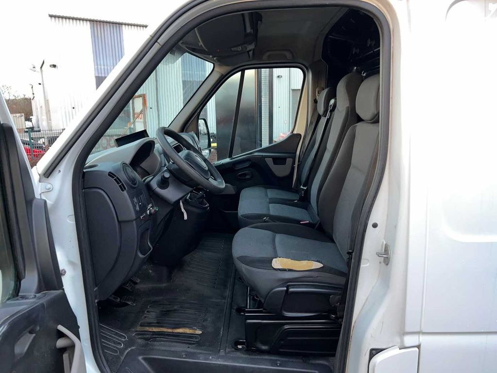 Camión con plataforma elevadora, Furgoneta Renault Master 2.3 dCi / KLUBB K26, 12m: foto 13