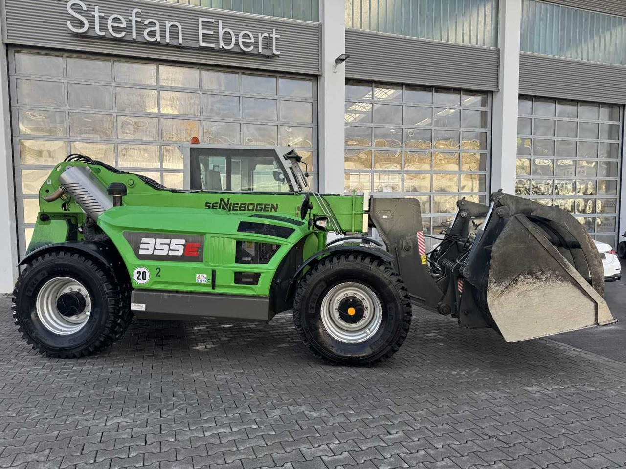 Sennebogen 355 E / Greifschaufel / nur 2.260h! - Manipulador telescópico: foto 2 Sennebogen 355 E / Greifschaufel / nur 2.260h! - Manipulador telescópico: foto 2