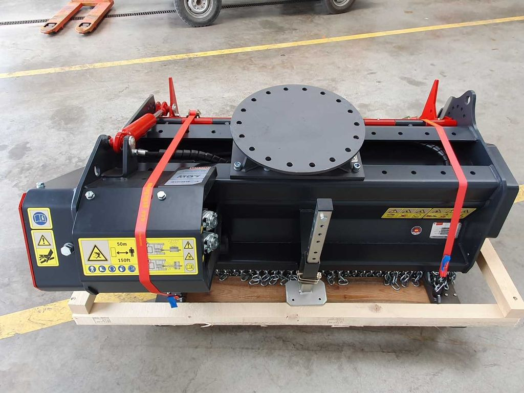 Trituradora forestal Seppi M. BMS-F 125  Forstmulcher 10-20to lagernd Seppi M. BMS-F 125  Forstmulcher 10-20to lagernd: foto 6