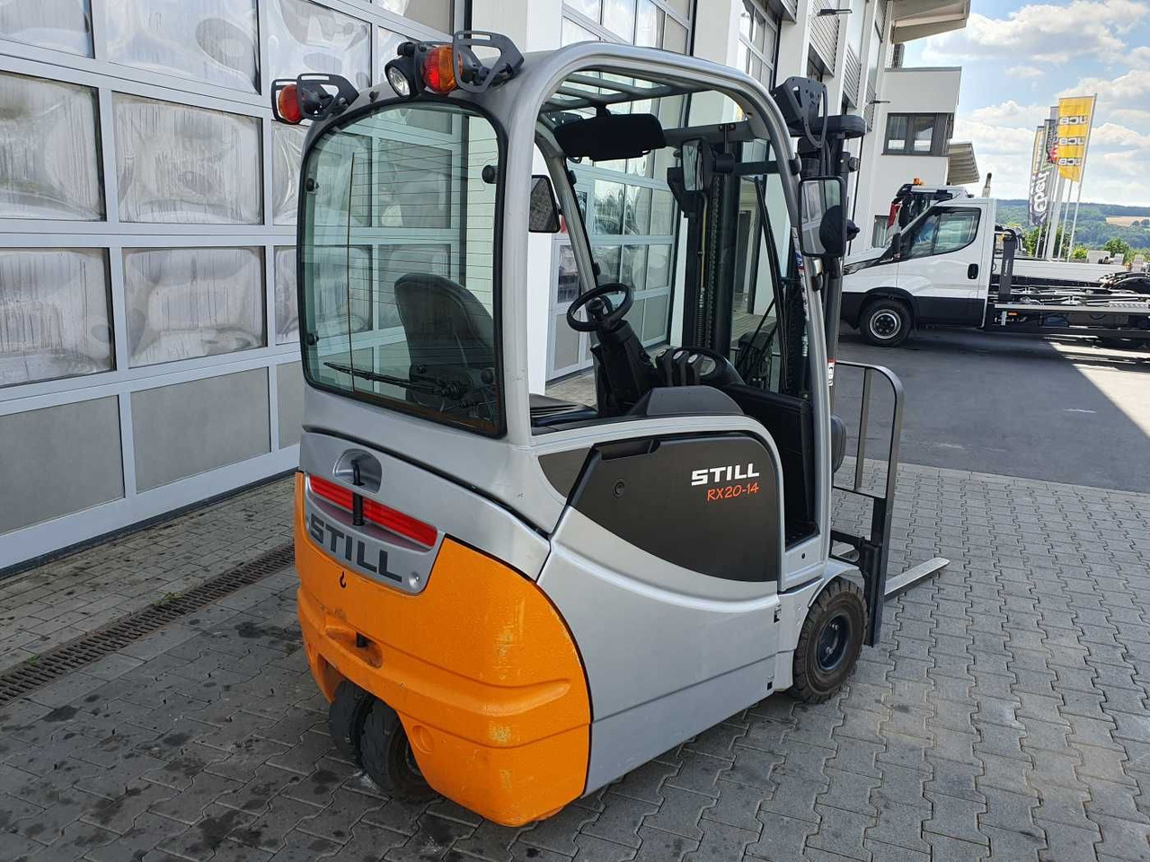 Still RX20-14 / 2025 / Triplex: 4.30m! / 751h! / SS - Carretilla elevadora eléctrica: foto 3 Still RX20-14 / 2025 / Triplex: 4.30m! / 751h! / SS - Carretilla elevadora eléctrica: foto 3