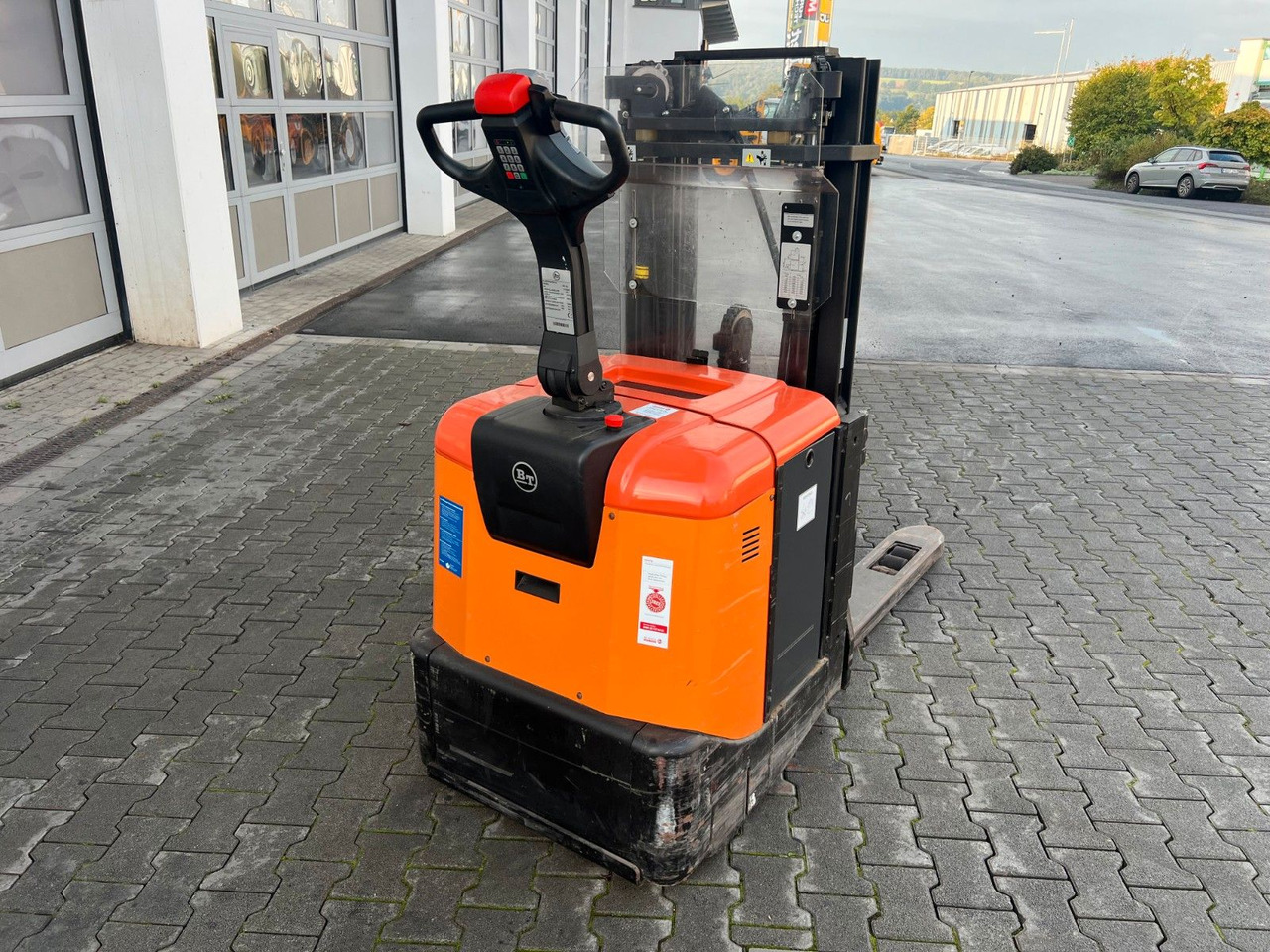 Toyota SPE 125 L / nur 382h ! / Hochhubwagen / 3.350mm - Apilador: foto 4 Toyota SPE 125 L / nur 382h ! / Hochhubwagen / 3.350mm - Apilador: foto 4