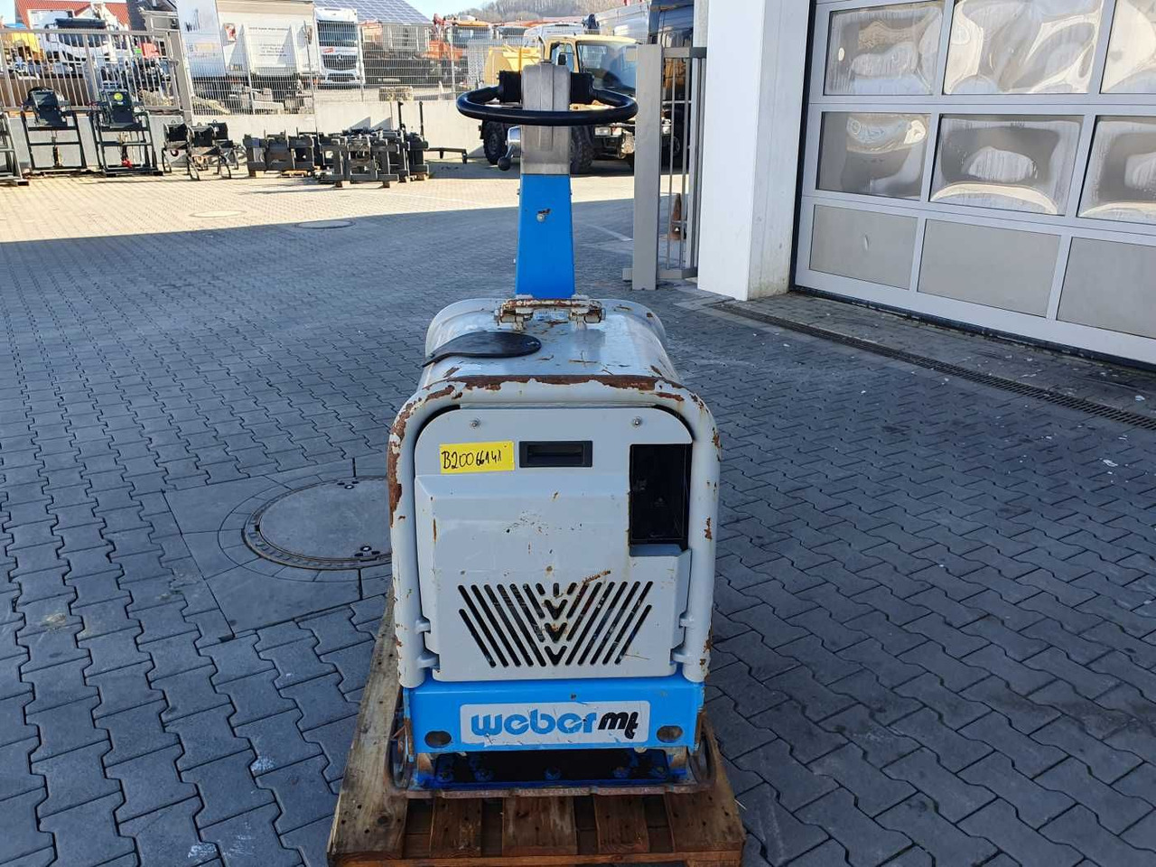Leasing de  Weber CR 8 Hatz-Diesel 601kg Rüttelplatte 117 h Weber CR 8 Hatz-Diesel 601kg Rüttelplatte 117 h: foto 8
