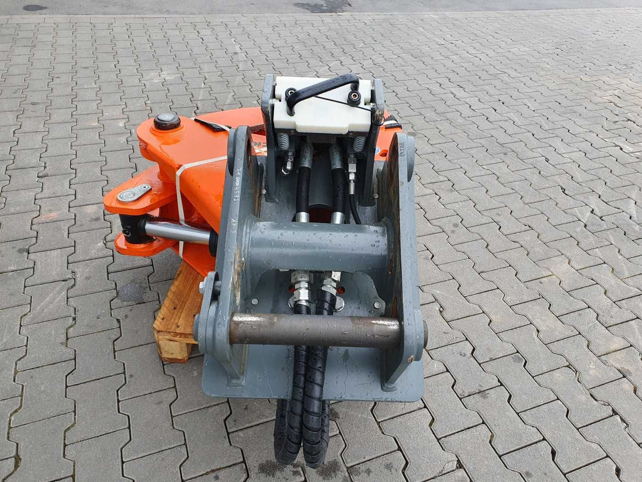 Westtech CL260 Fällgreifer Likufix SW33 2024 - Cabezal talador: foto 5 Westtech CL260 Fällgreifer Likufix SW33 2024 - Cabezal talador: foto 5