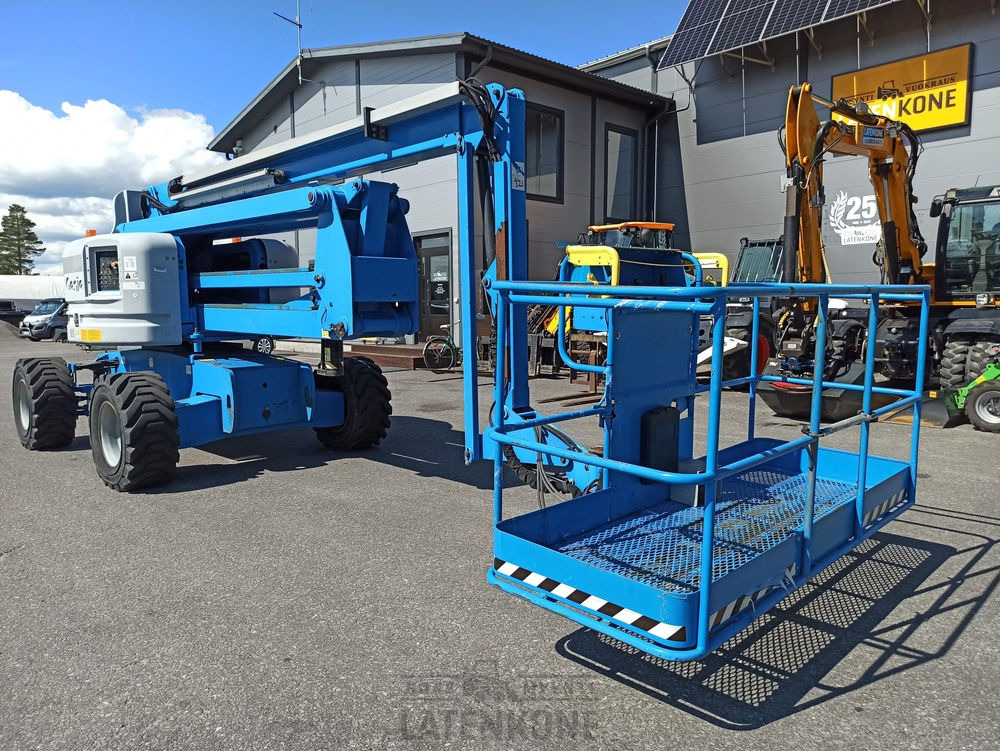 Genie Z-60/34J RT 4x4 Kuukulkija - Plataforma articulada: foto 2 Genie Z-60/34J RT 4x4 Kuukulkija - Plataforma articulada: foto 2