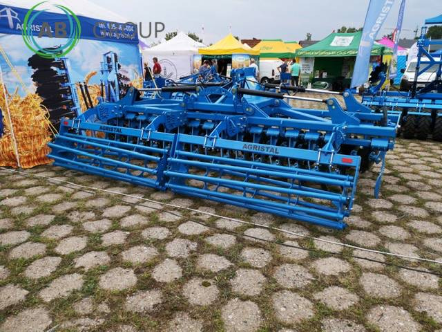 Agristal BTH hydraulic folding disc harrow 4.5 m - Grada: foto 1 Agristal BTH hydraulic folding disc harrow 4.5 m - Grada: foto 1