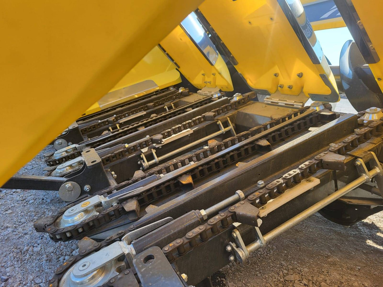 Harmak corn header MT5 - Cabezal de maíz: foto 4 Harmak corn header MT5 - Cabezal de maíz: foto 4