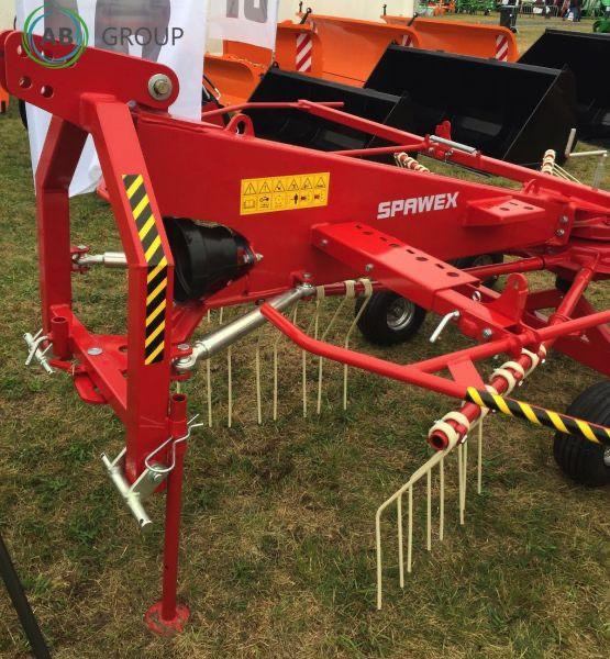 Spawex rotary rake ZG-450 - Henificadora: foto 2 Spawex rotary rake ZG-450 - Henificadora: foto 2