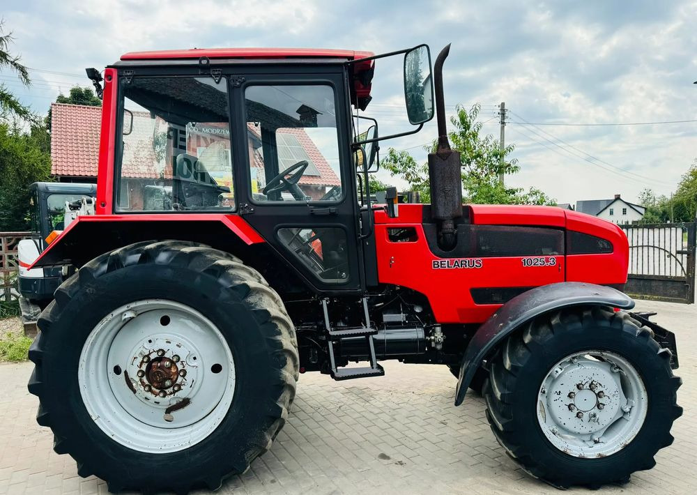 Belarus 1025.3 - Tractor: foto 5 Belarus 1025.3 - Tractor: foto 5