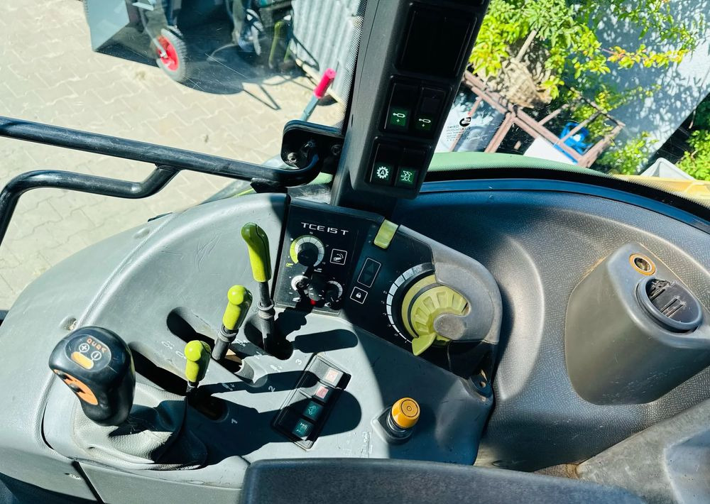 Claas Arion 410 - Tractor: foto 5 Claas Arion 410 - Tractor: foto 5