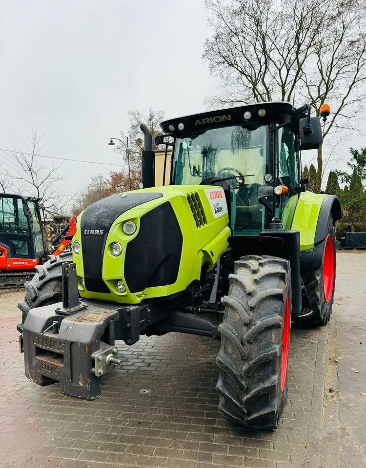 Claas Arion 620 - Tractor: foto 2 Claas Arion 620 - Tractor: foto 2