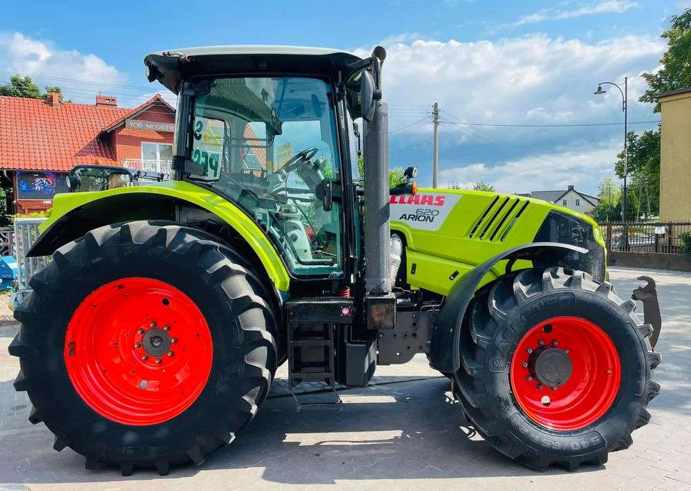 Claas Arion 620 - Tractor: foto 5 Claas Arion 620 - Tractor: foto 5