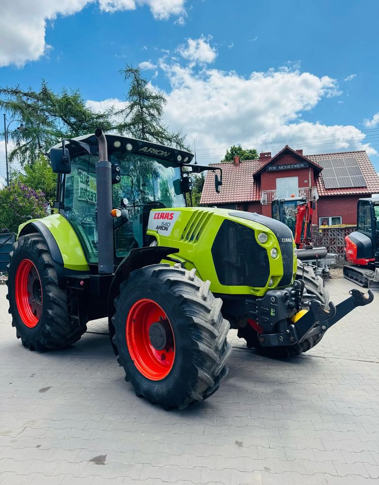 Claas Arion 640 - Tractor: foto 4 Claas Arion 640 - Tractor: foto 4