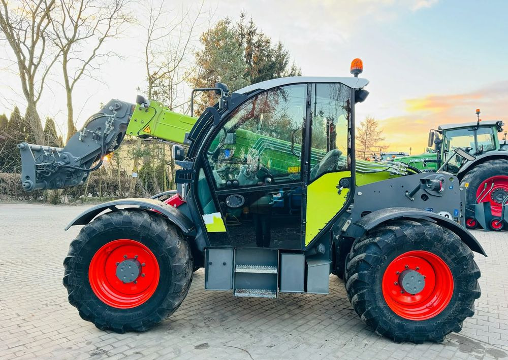 Claas SCORPION 732 - Manipulador telescópico: foto 2 Claas SCORPION 732 - Manipulador telescópico: foto 2
