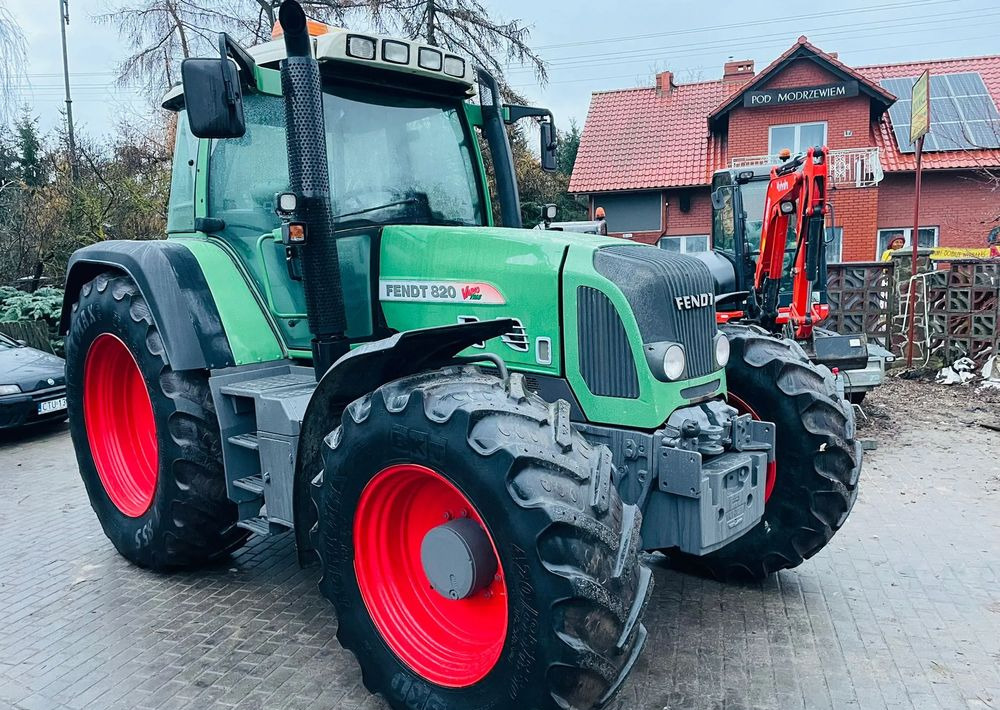 Fendt 820 - Tractor: foto 3 Fendt 820 - Tractor: foto 3