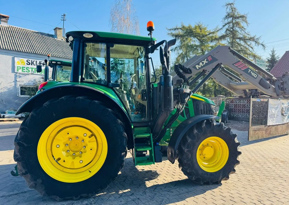 John Deere 6110M - Tractor: foto 3 John Deere 6110M - Tractor: foto 3