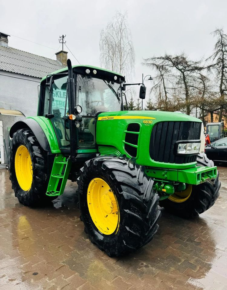 John Deere 6830 PREMIUM - Tractor: foto 5 John Deere 6830 PREMIUM - Tractor: foto 5