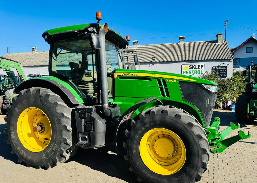 John Deere 7250R - Tractor: foto 3 John Deere 7250R - Tractor: foto 3