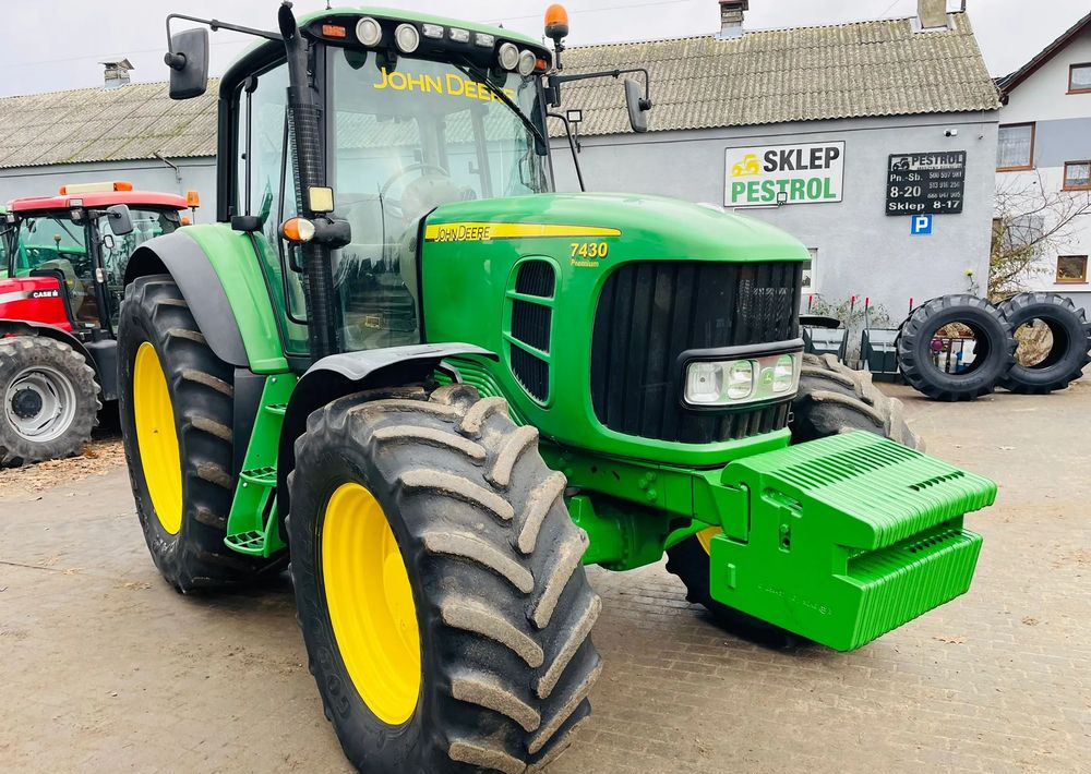 John Deere 7430 - Tractor: foto 3 John Deere 7430 - Tractor: foto 3