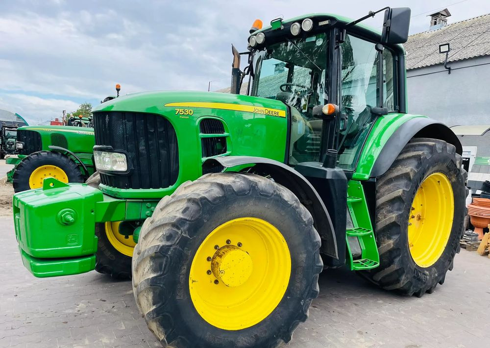 John Deere 7530 PREMIUM - Tractor: foto 3 John Deere 7530 PREMIUM - Tractor: foto 3