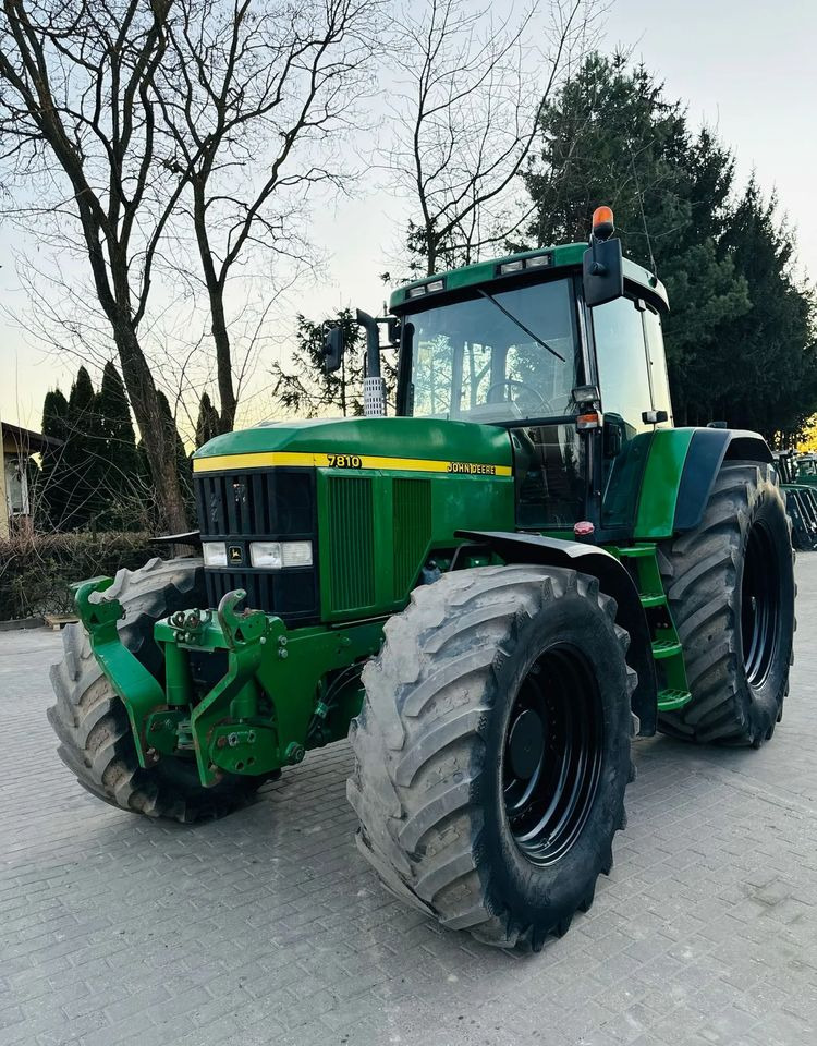 John Deere 7810 - Tractor: foto 1 John Deere 7810 - Tractor: foto 1