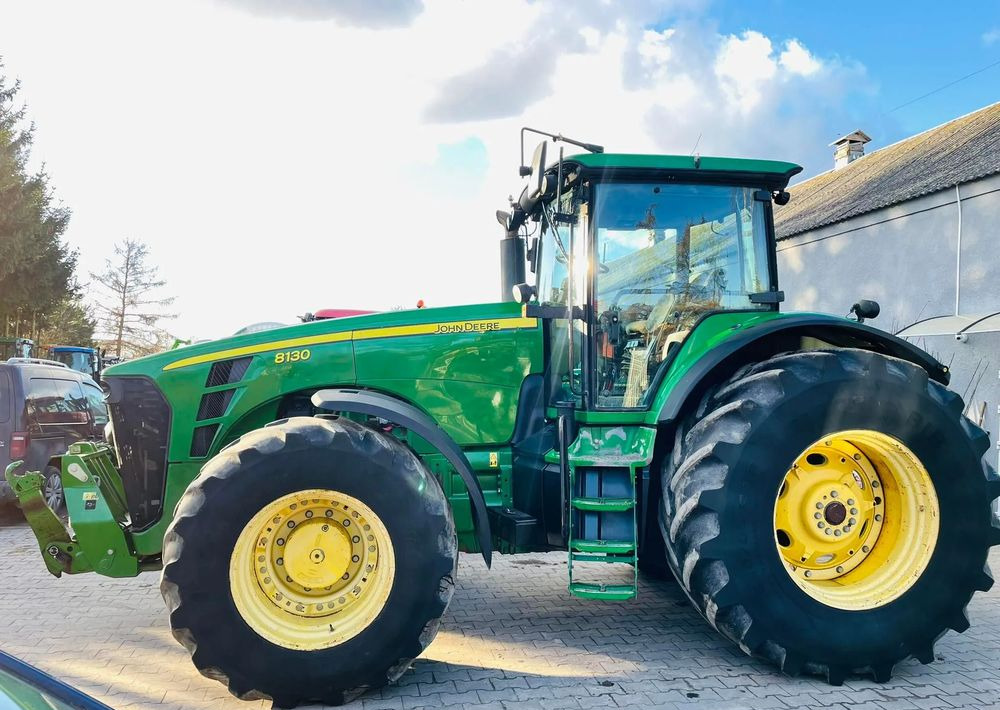 John Deere 8130 - Tractor: foto 5 John Deere 8130 - Tractor: foto 5