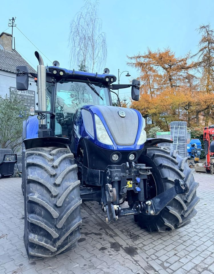 New Holland T7.230 Blue Power Autocommand - Tractor: foto 4 New Holland T7.230 Blue Power Autocommand - Tractor: foto 4