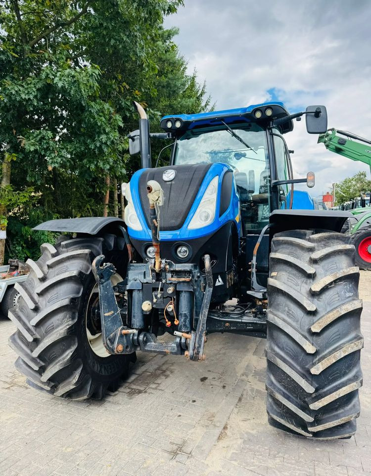 New Holland T7.230 - Tractor: foto 5 New Holland T7.230 - Tractor: foto 5