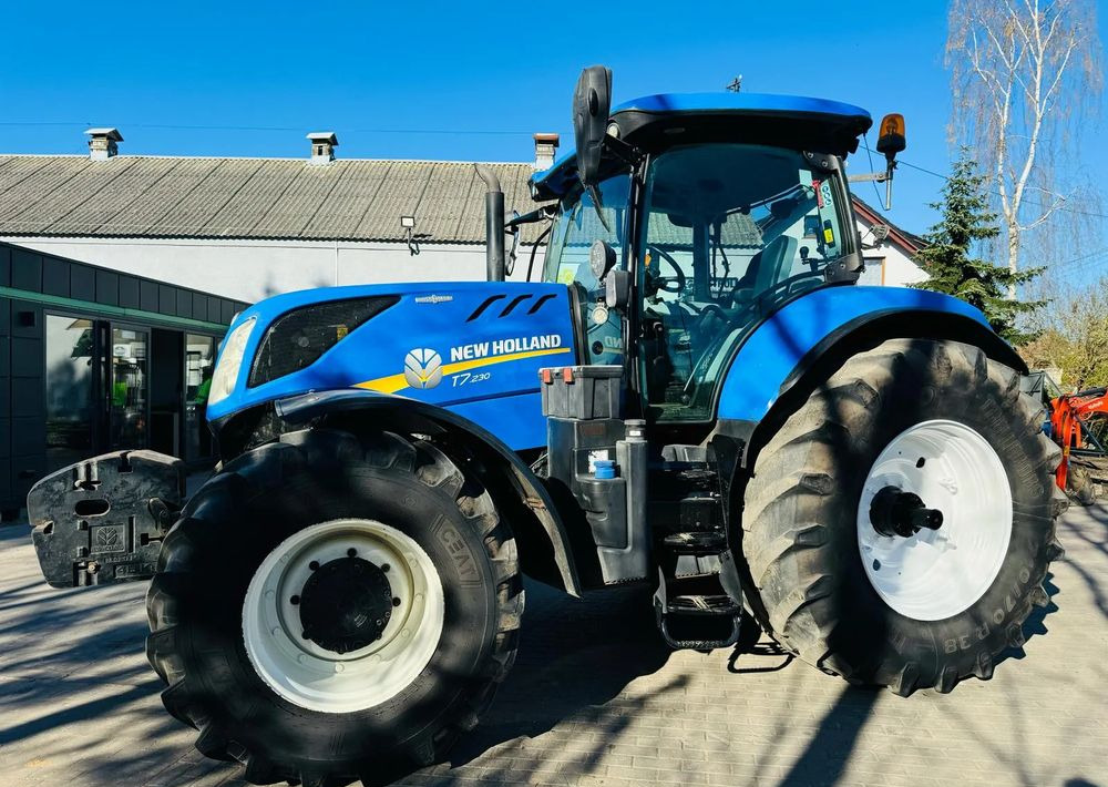 New Holland T7.230 - Tractor: foto 3 New Holland T7.230 - Tractor: foto 3