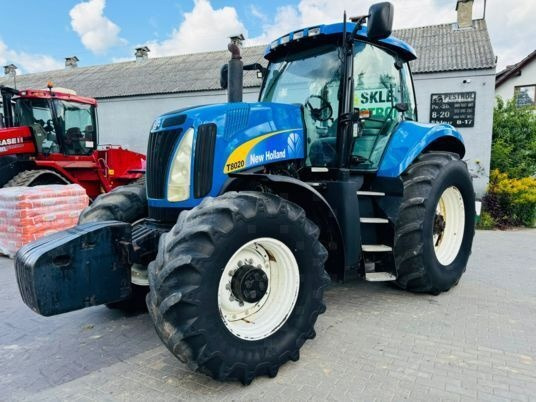 New Holland T8020 - Tractor: foto 1 New Holland T8020 - Tractor: foto 1