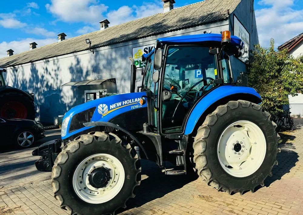 New Holland TD5.95 - Tractor: foto 4 New Holland TD5.95 - Tractor: foto 4